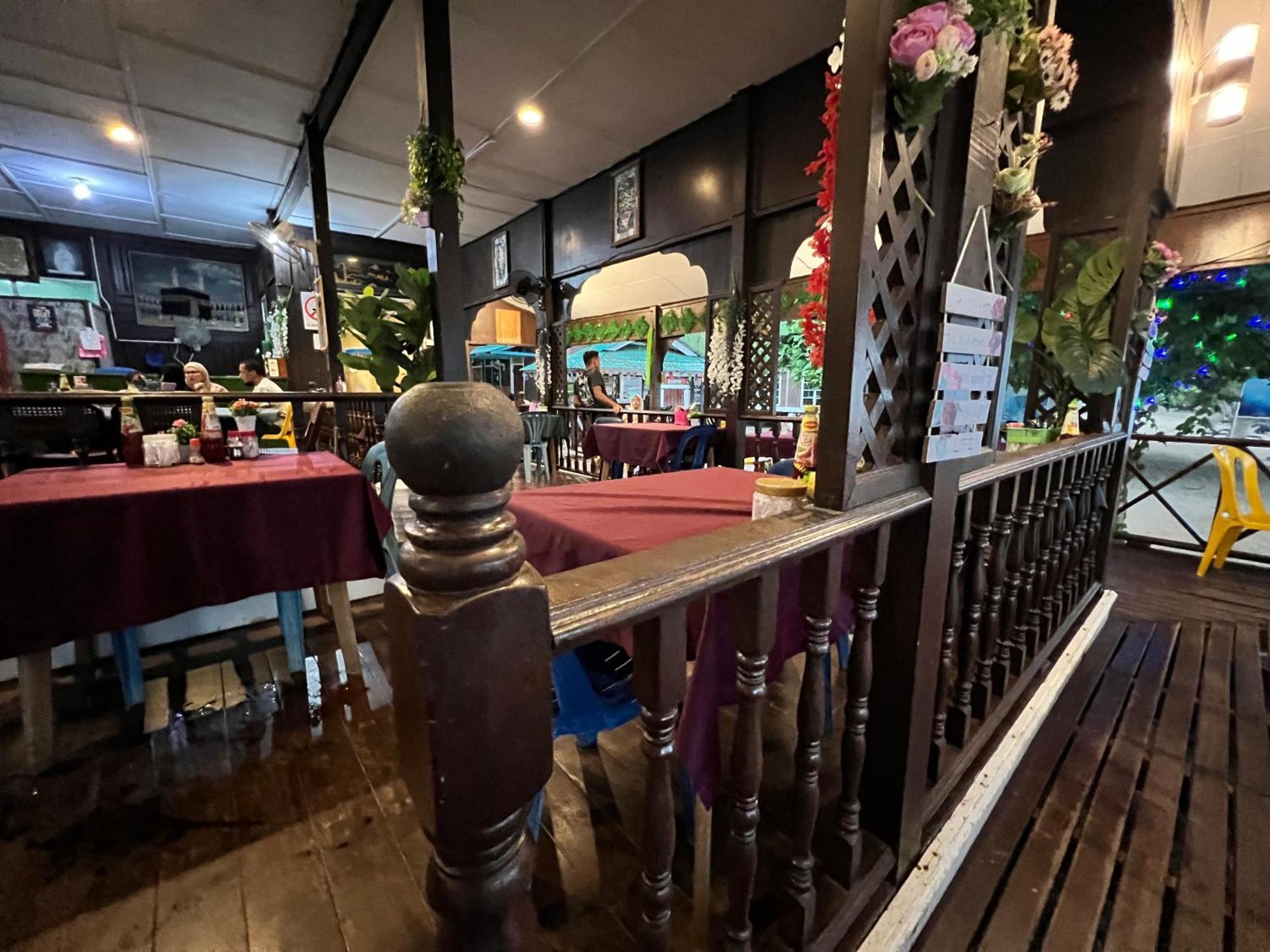 Mama'S Chalet Pulau Perhentian Besar Kampong Pasir Hantu Exterior foto