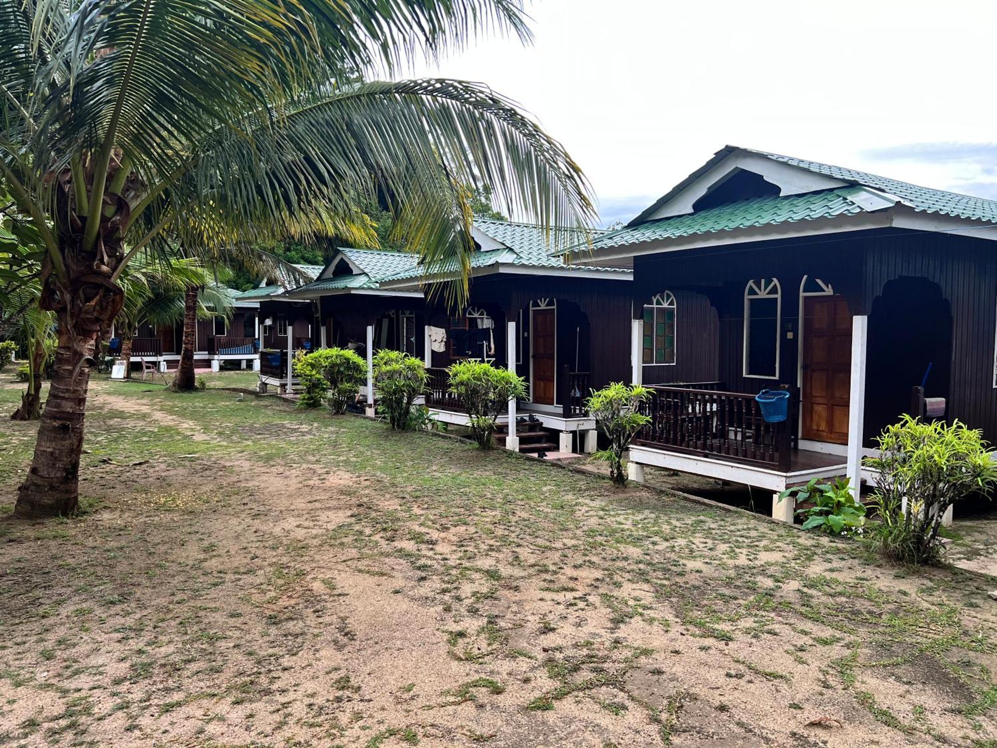 Mama'S Chalet Pulau Perhentian Besar Kampong Pasir Hantu Exterior foto