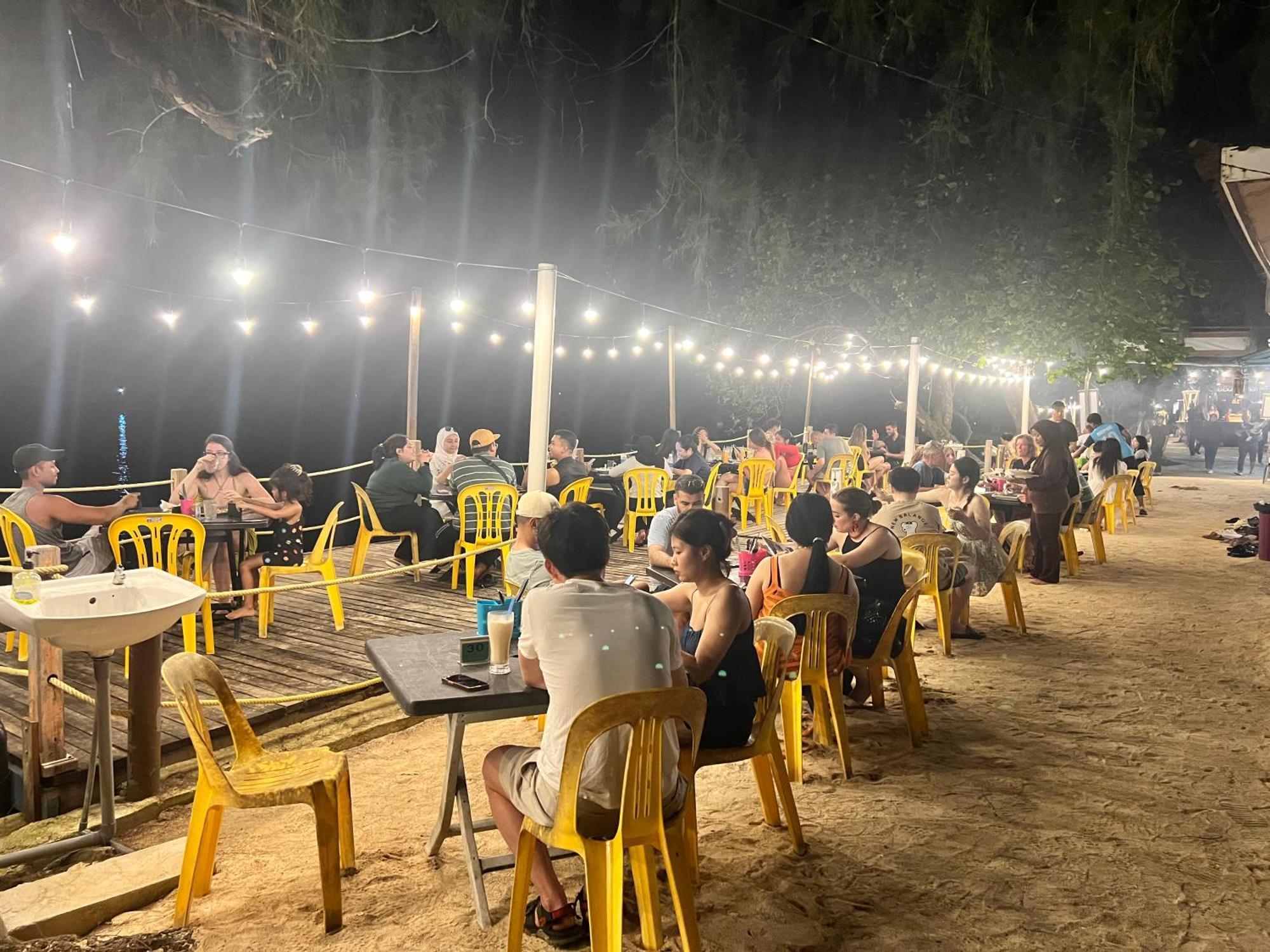 Mama'S Chalet Pulau Perhentian Besar Kampong Pasir Hantu Exterior foto